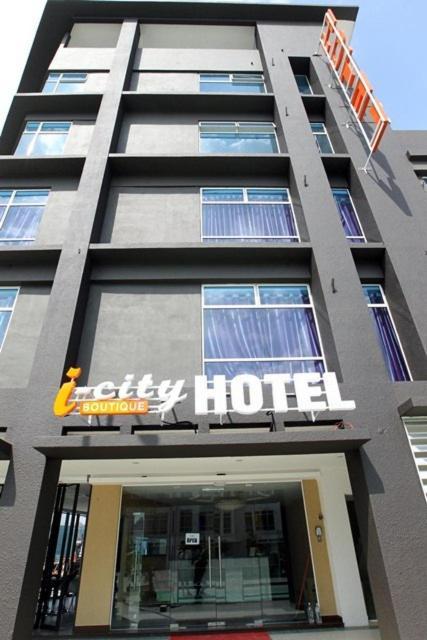 Citylight Hotel Shah Alam Bagian luar foto