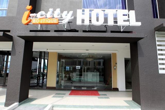 Citylight Hotel Shah Alam Bagian luar foto